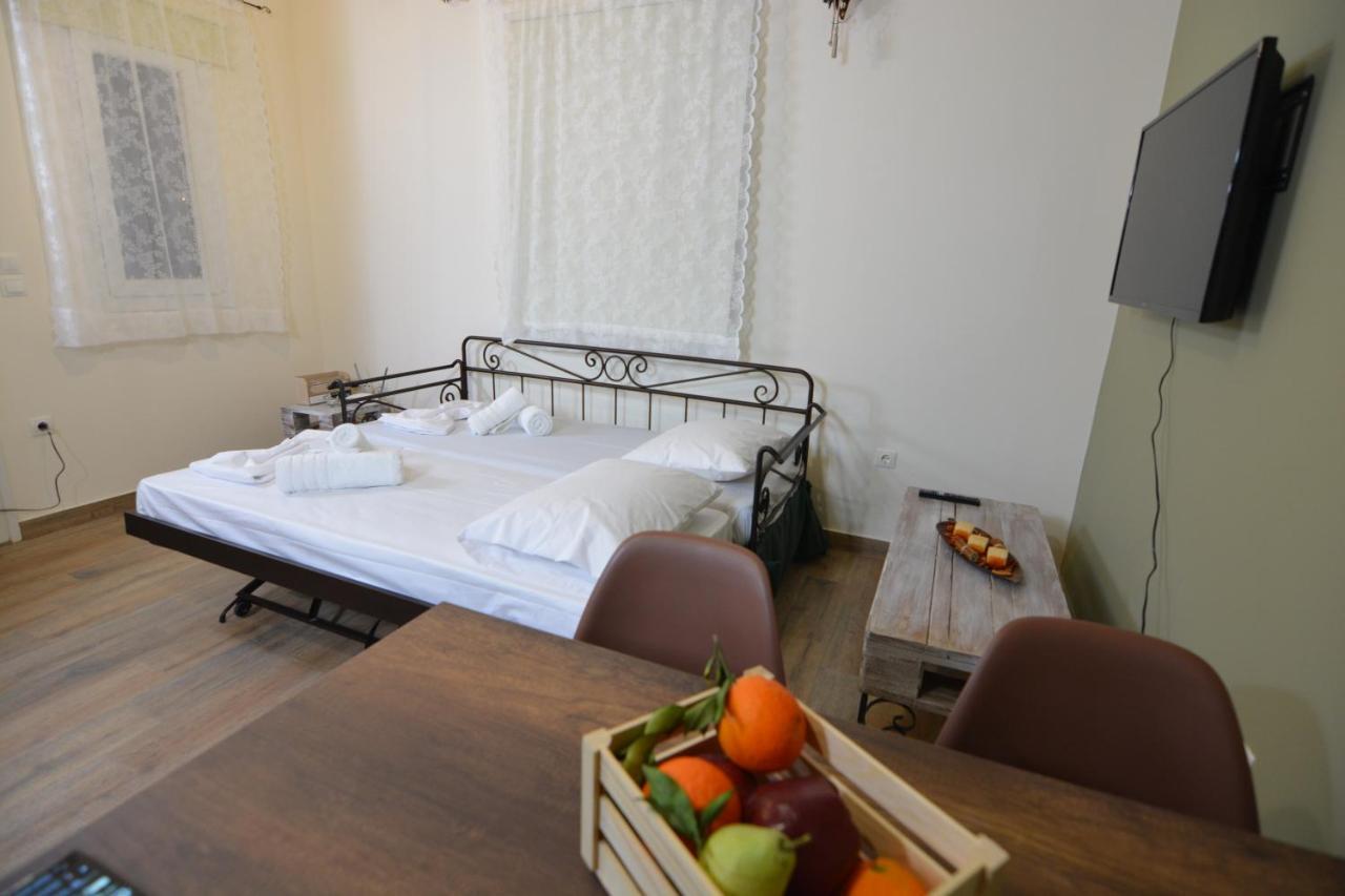 Olympia'S Apartments Ártemida Kültér fotó